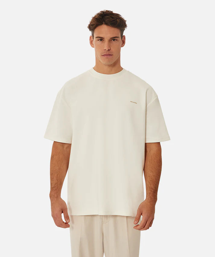 industrie-the-newport-tee-chalk.webp