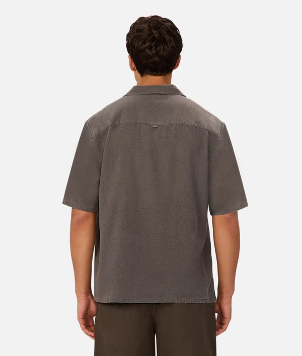 INDUSTRIE WASHED MARBELLA SHORT SLEEVE SHIRT - GUNMETAL