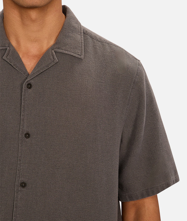 INDUSTRIE WASHED MARBELLA SHORT SLEEVE SHIRT - GUNMETAL