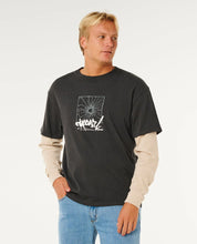 RIP CURL INNER VISIONS SMASHED LONG SLEEVE LOOSE TEE WASHED BLACK