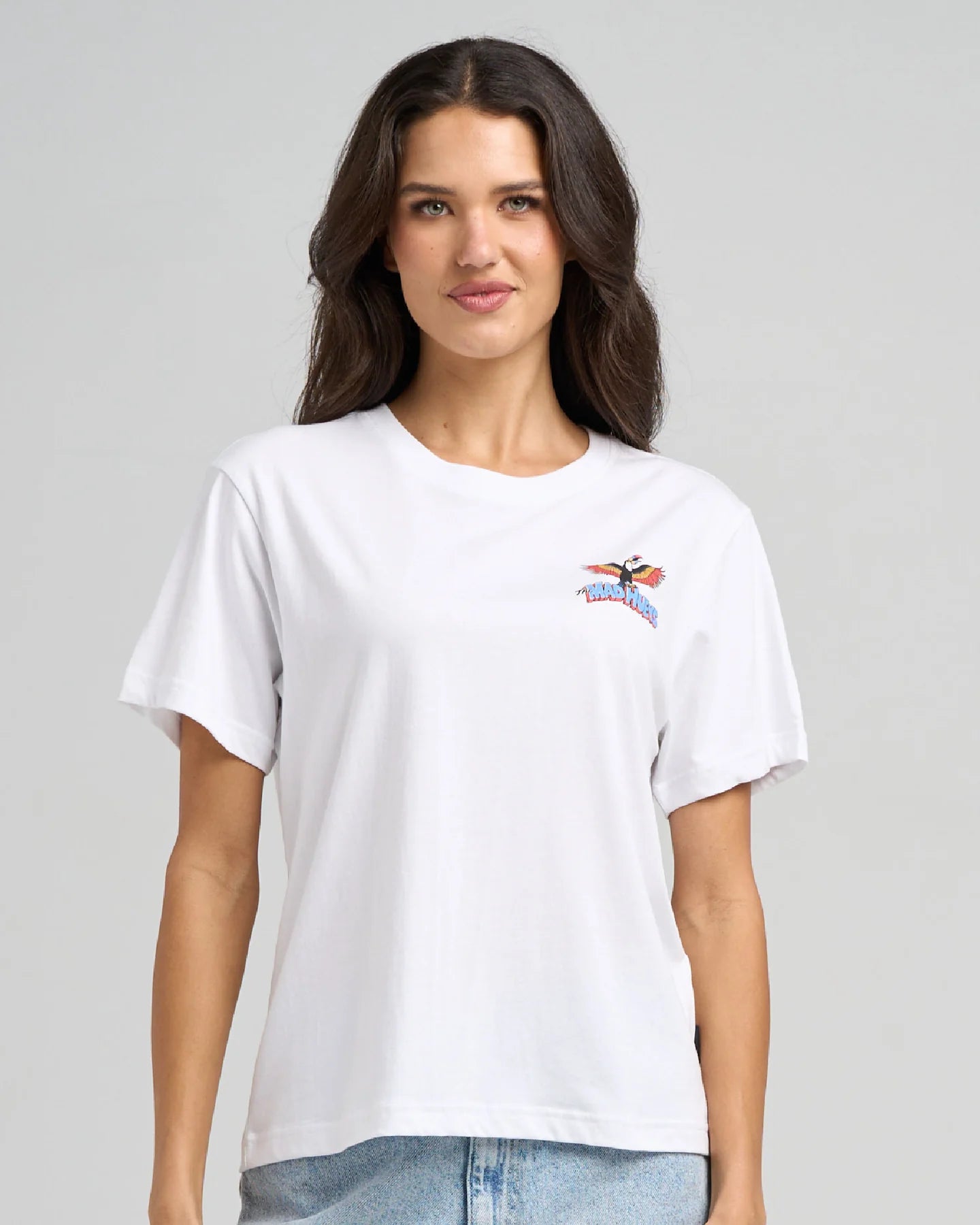THE MAD HUEYS JUNGLE JUICE WOMENS SURF TEE WHITE COTTON FISHING LIFESTYLE TSHIRT
