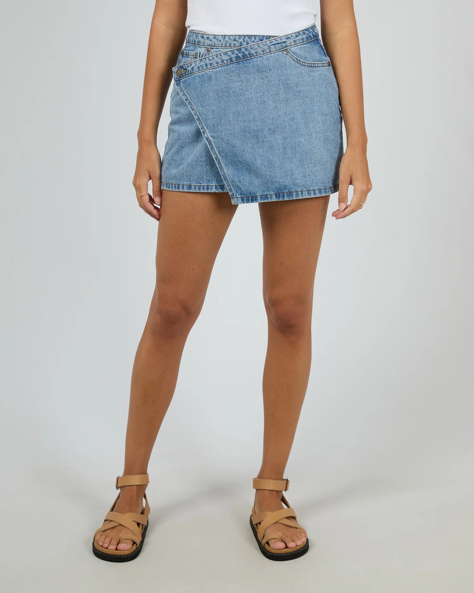 ALL ABOUT EVE LENNI MINI SKORT LIGHT BLUE WOMENS DENIM SKORT