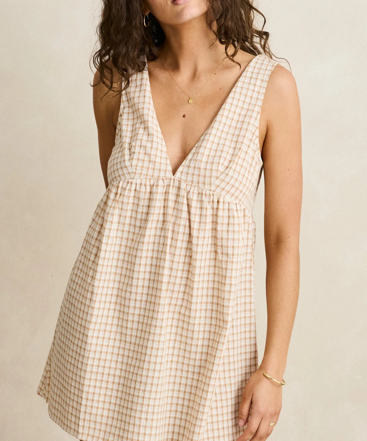 london-check-mini-dress-natural5.webp