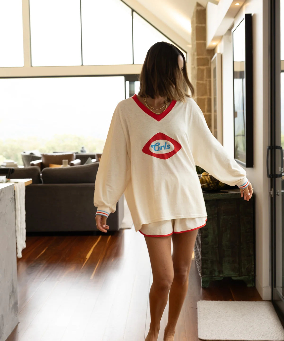 luna-lane-the-grls-long-sleeve4_6cd58cde-6675-4eb8-9d60-59afedab3020.webp