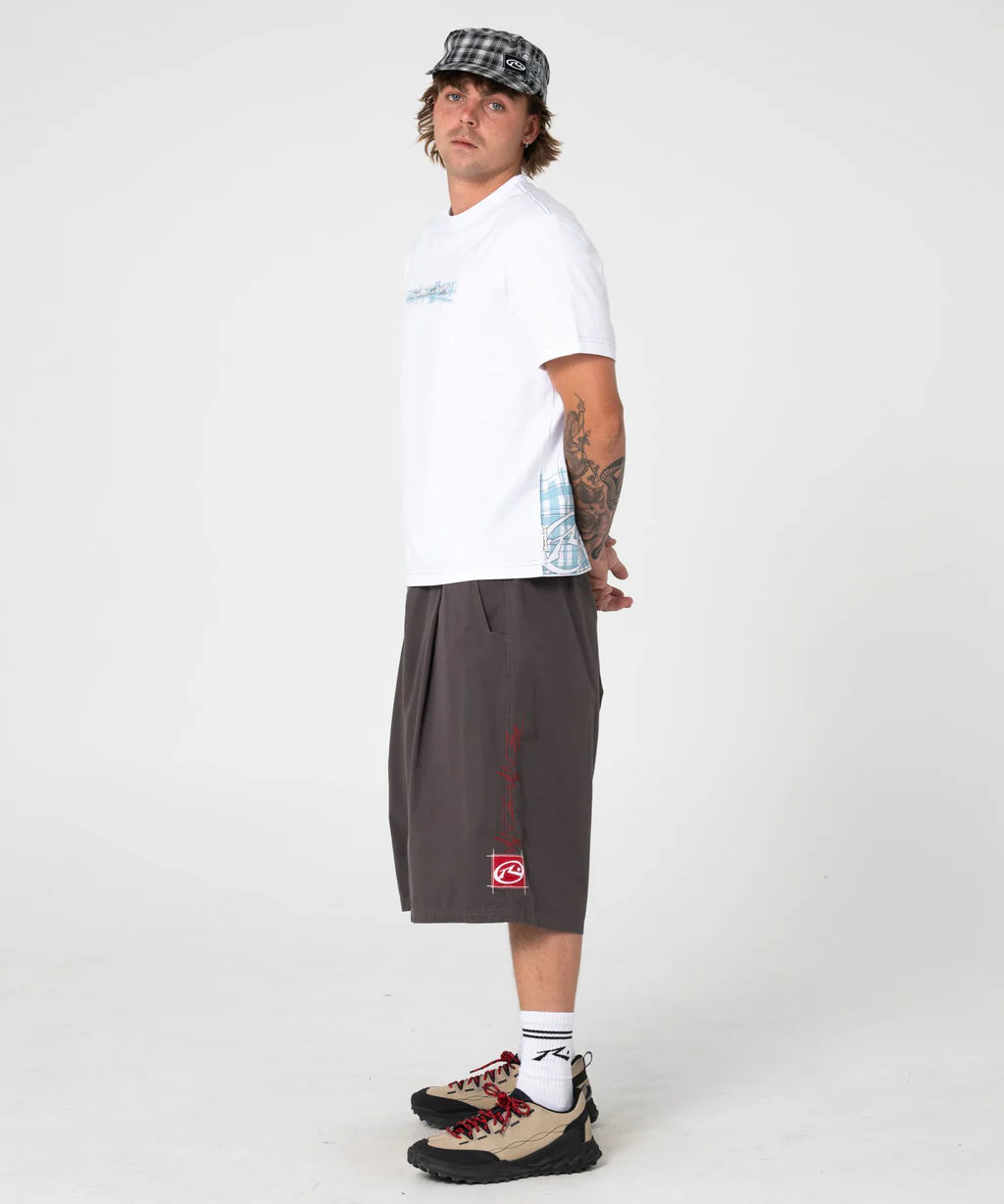 mista-mista-baggy-pleated-short-carbon1.webp