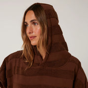 OCEAN & EARTH LADIES LAYZ HOODED PONCHO – COCOA
