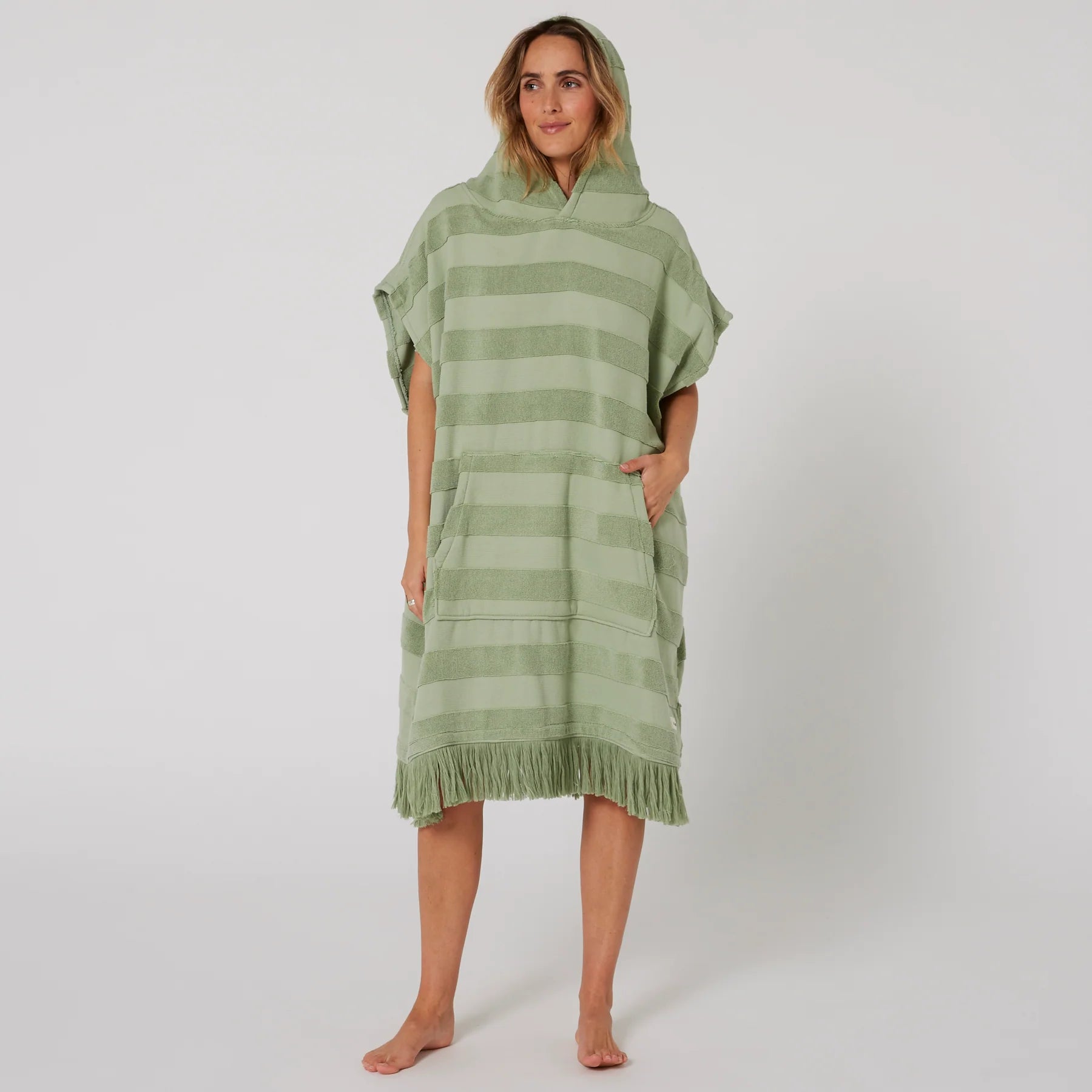 ocean-earth-ladies-layz-hooded-poncho-sage.webp