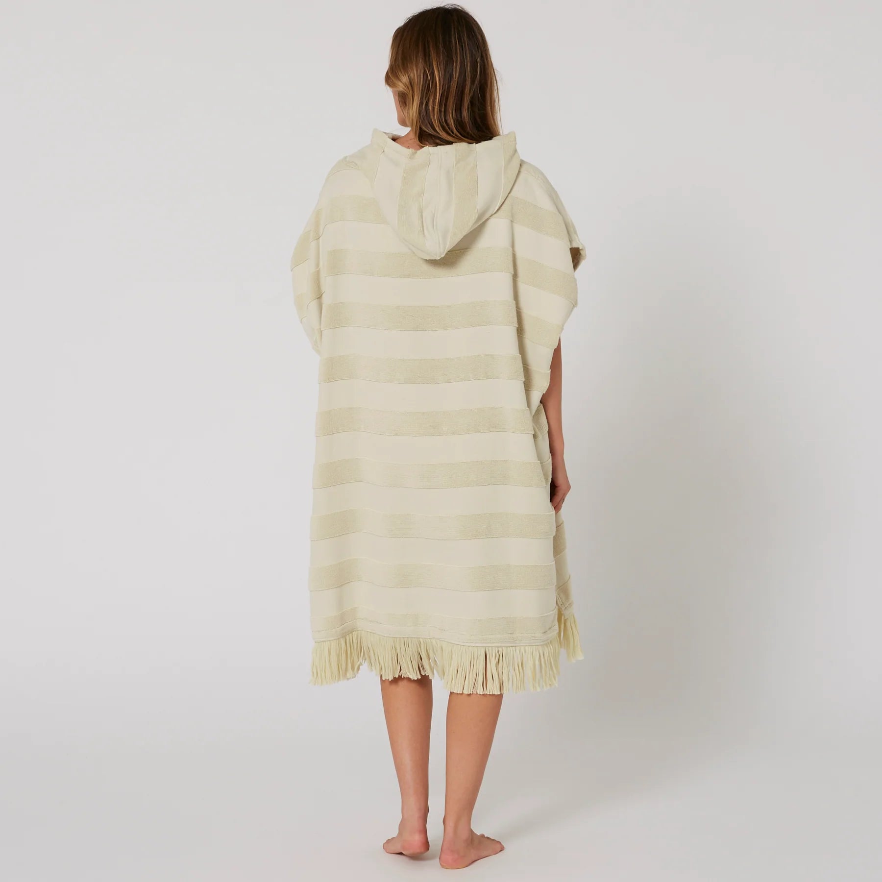 OCEAN & EARTH LADIES LAYZ HOODED PONCHO – SAND