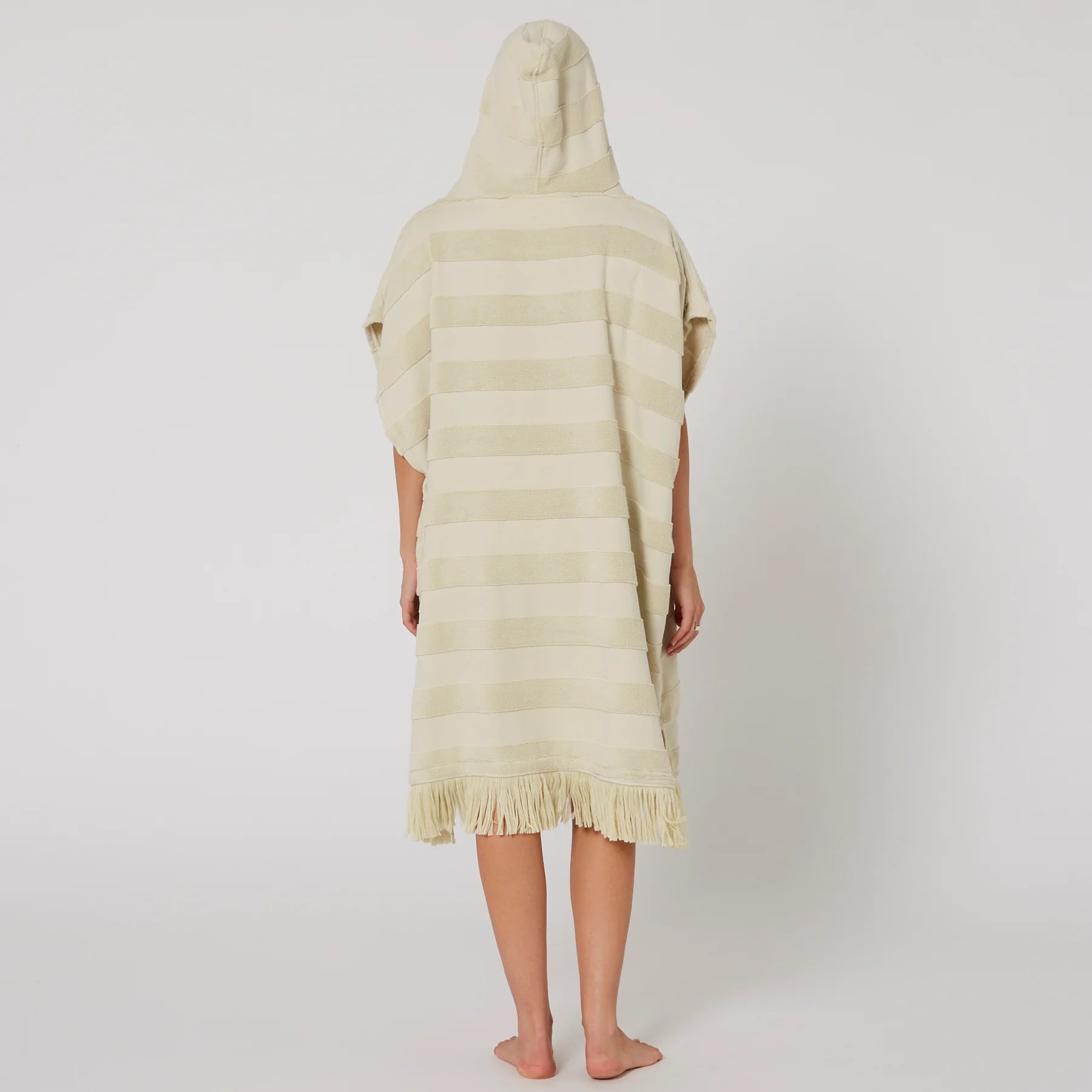 OCEAN & EARTH LADIES LAYZ HOODED PONCHO – SAND