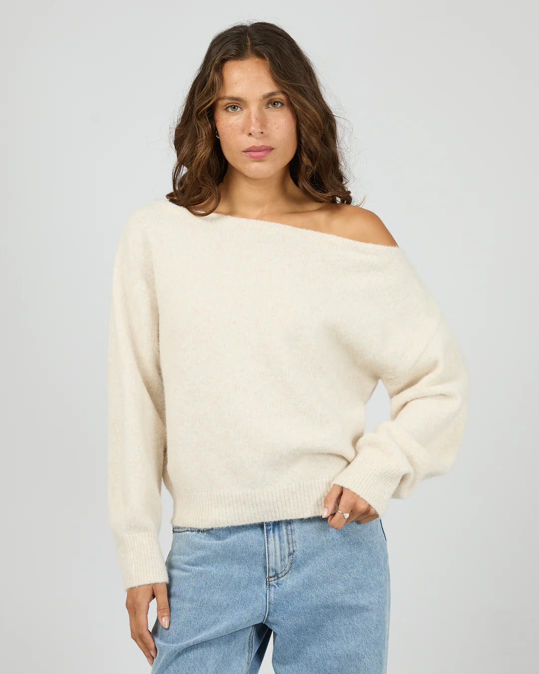 SILENT THEORY OFF SHOULDER KNIT JUMPER – OAT