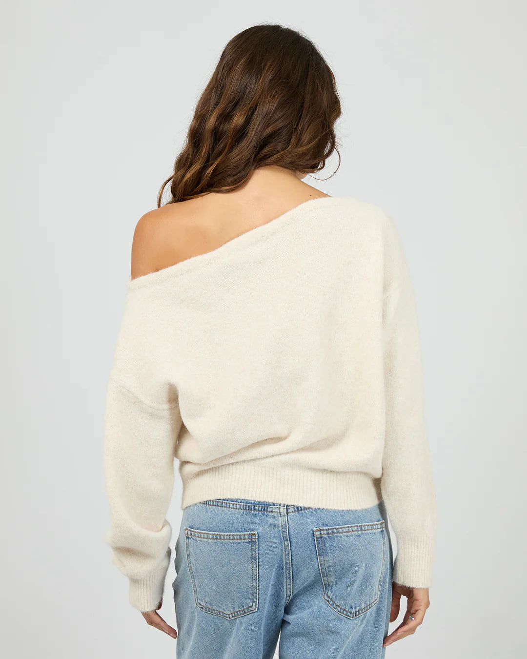 SILENT THEORY OFF SHOULDER KNIT JUMPER – OAT