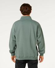 RIP CURL PILL ICON 1/4 ZIP CREW – MOSS
