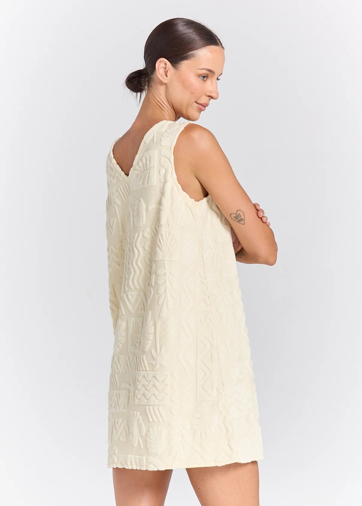 POOLSIDE PARADISO MAI TAI V TUNIC TOWELLING DRESS – PEARL