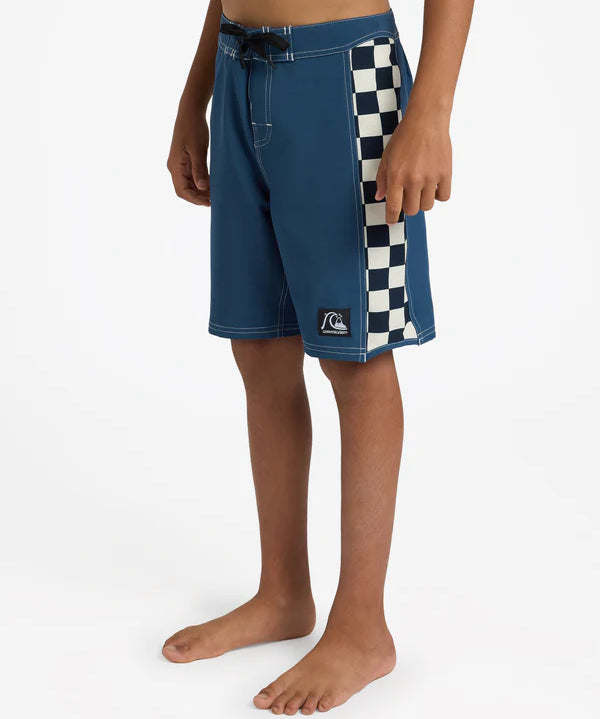 quiksilver-boys-8-16-original-arch-17-boardshorts-dark-denim3.webp