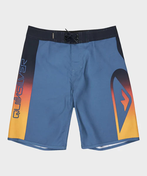 quiksilver-boys-everyday-17-boardshorts-coronet-blue-bodhi-surf1.webp
