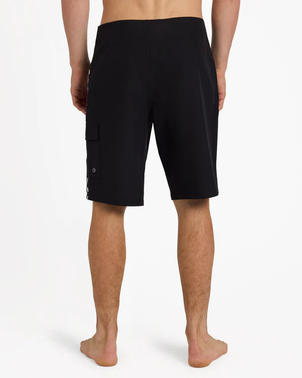 QUIKSILVER MENS ARCH CARGO 20" BOARDSHORTS – BLACK