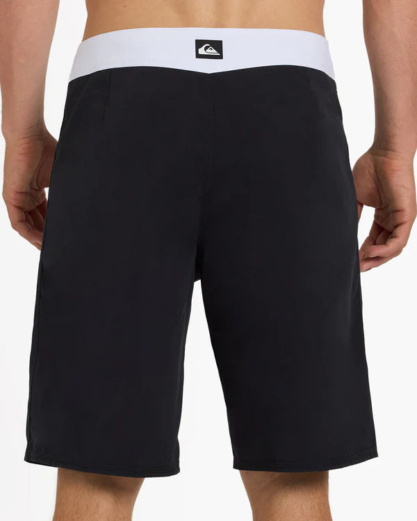 QUIKSILVER MENS EVERYDAY OMNI LOGO 17" BOARDSHORTS – BLACK
