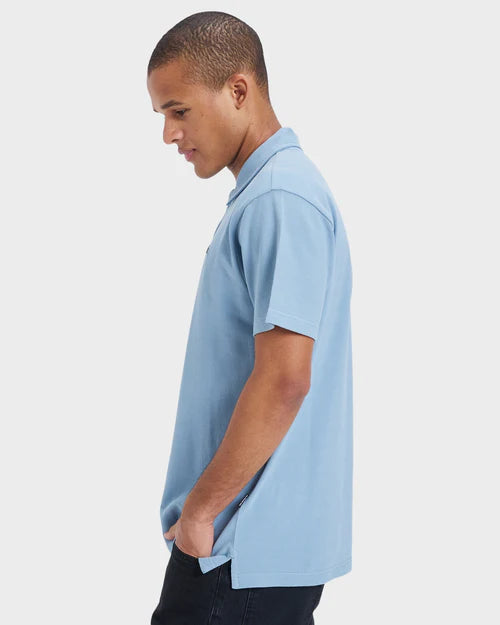 QUIKSILVER MW PIQUE POLO SHORT SLEEVE SHIRT – MENS CLASSIC POLO IN ASHLEY BLUE