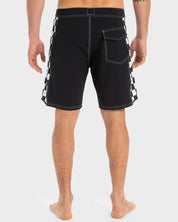 QUIKSILVER ORIGINAL ARCH 18" BOARDSHORTS – MENS PERFORMANCE SURF SHORTS IN BLACK