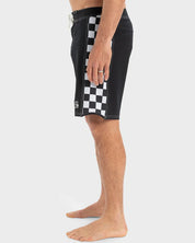 QUIKSILVER ORIGINAL ARCH 18" BOARDSHORTS – MENS PERFORMANCE SURF SHORTS IN BLACK
