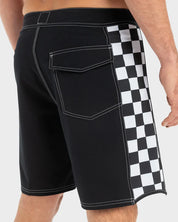 QUIKSILVER ORIGINAL ARCH 18" BOARDSHORTS – MENS PERFORMANCE SURF SHORTS IN BLACK