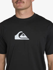 QUIKSILVER SOLID STREAK SURF SHIRT – MENS UPF 50+ SURF TEE IN BLACK