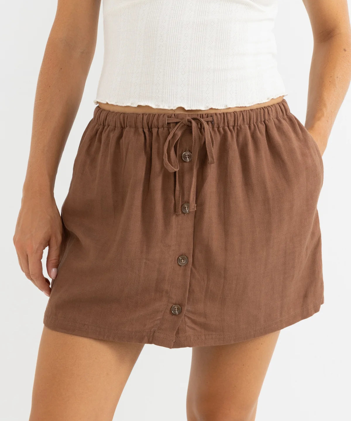rhythm-beach-side-skort-chocolate.webp