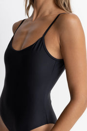 RHYTHM CLASSIC MINIMAL ONE PIECE – BLACK