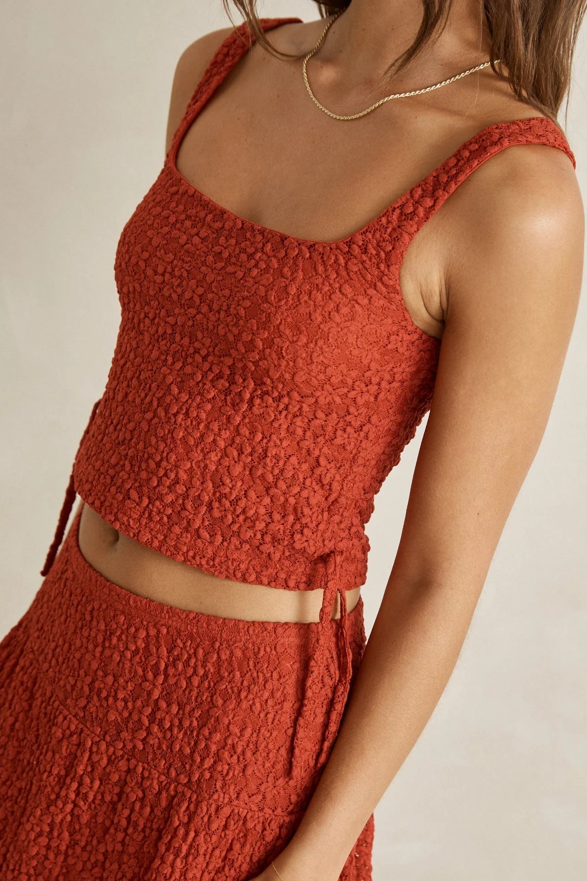 RHYTHM GIGI LACE TIE SIDE TOP - RED