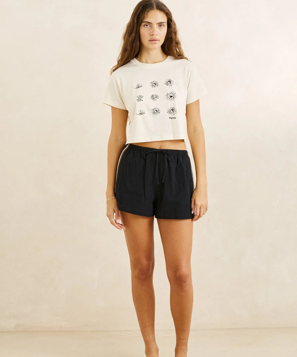 rhythm-isadora-short-black.webp
