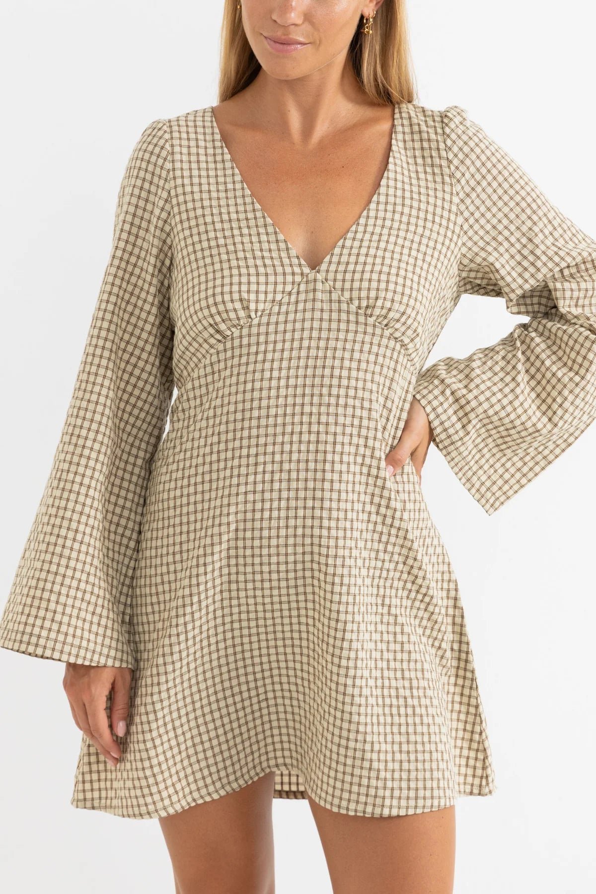 RHYTHM LUCA LONG SLEEVE CHECK MINI DRESS – FITTED BODICE RELAXED SKIRT – NATURAL