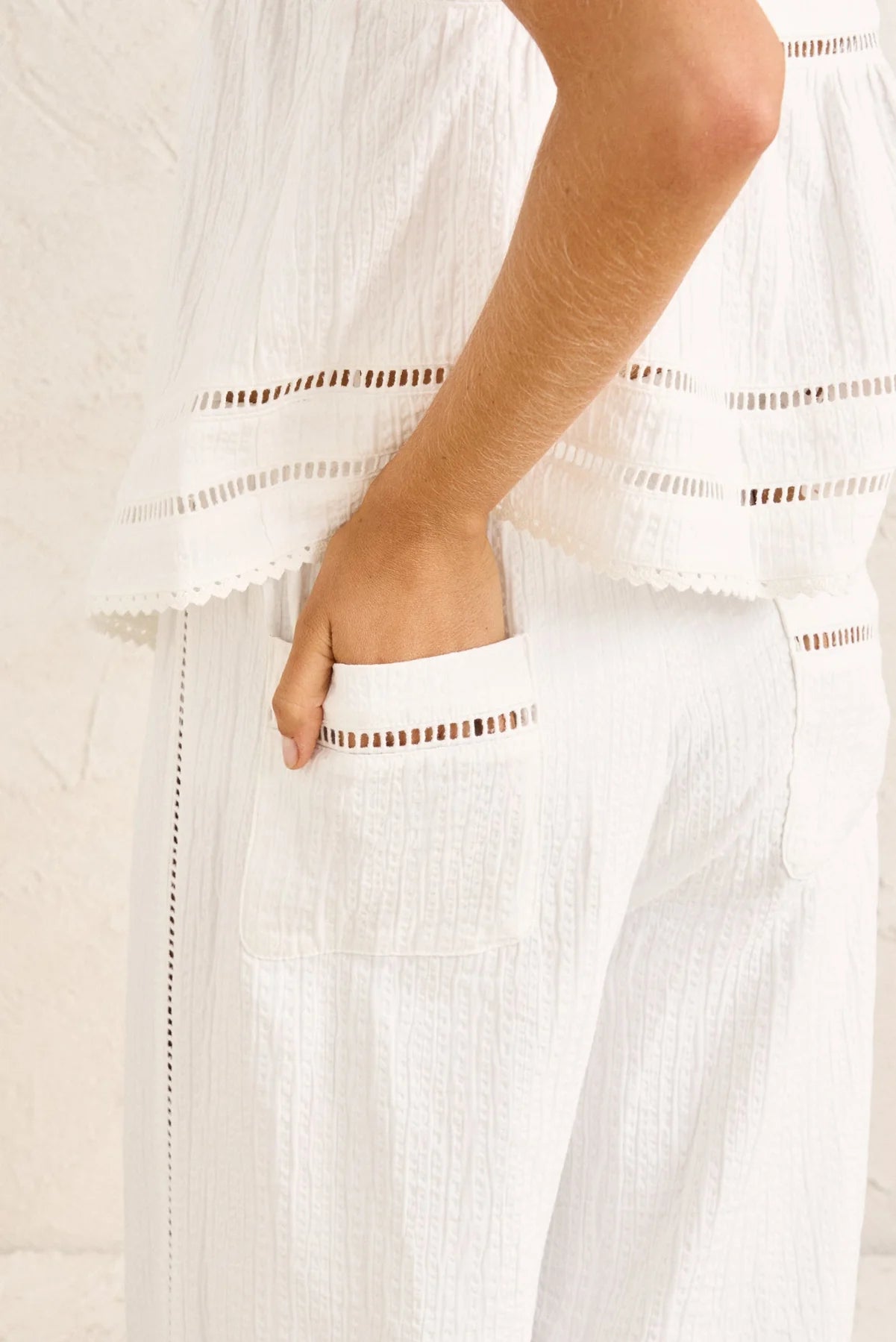 RHYTHM MACY SCALLOP PANT WOMENS HIGH RISE RELAXED PANTS WHITE COASTAL STYLE