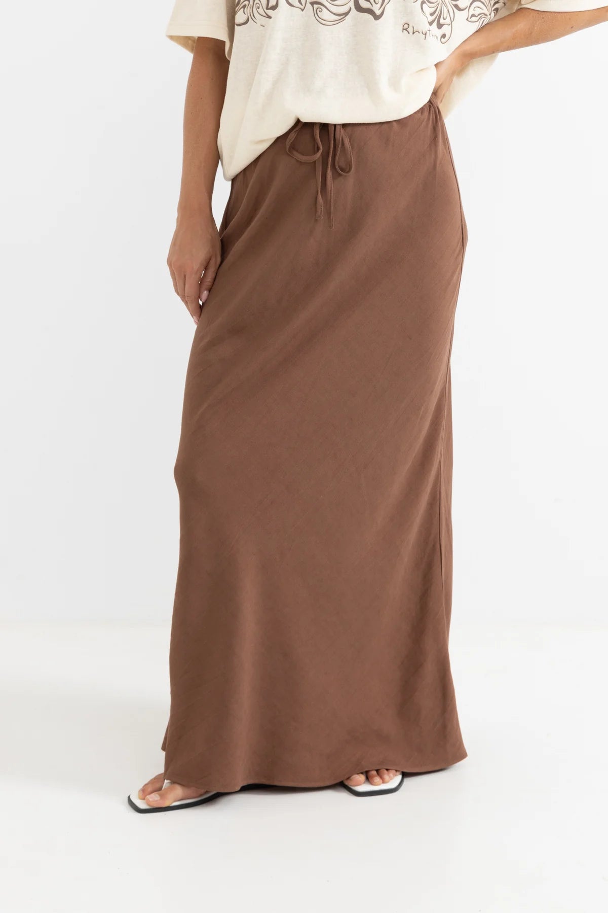 RHYTHM NADIA BIAS CUT MAXI SKIRT – RELAXED FIT ELASTIC WAIST DRAPED MAXI – CHOCOLATE