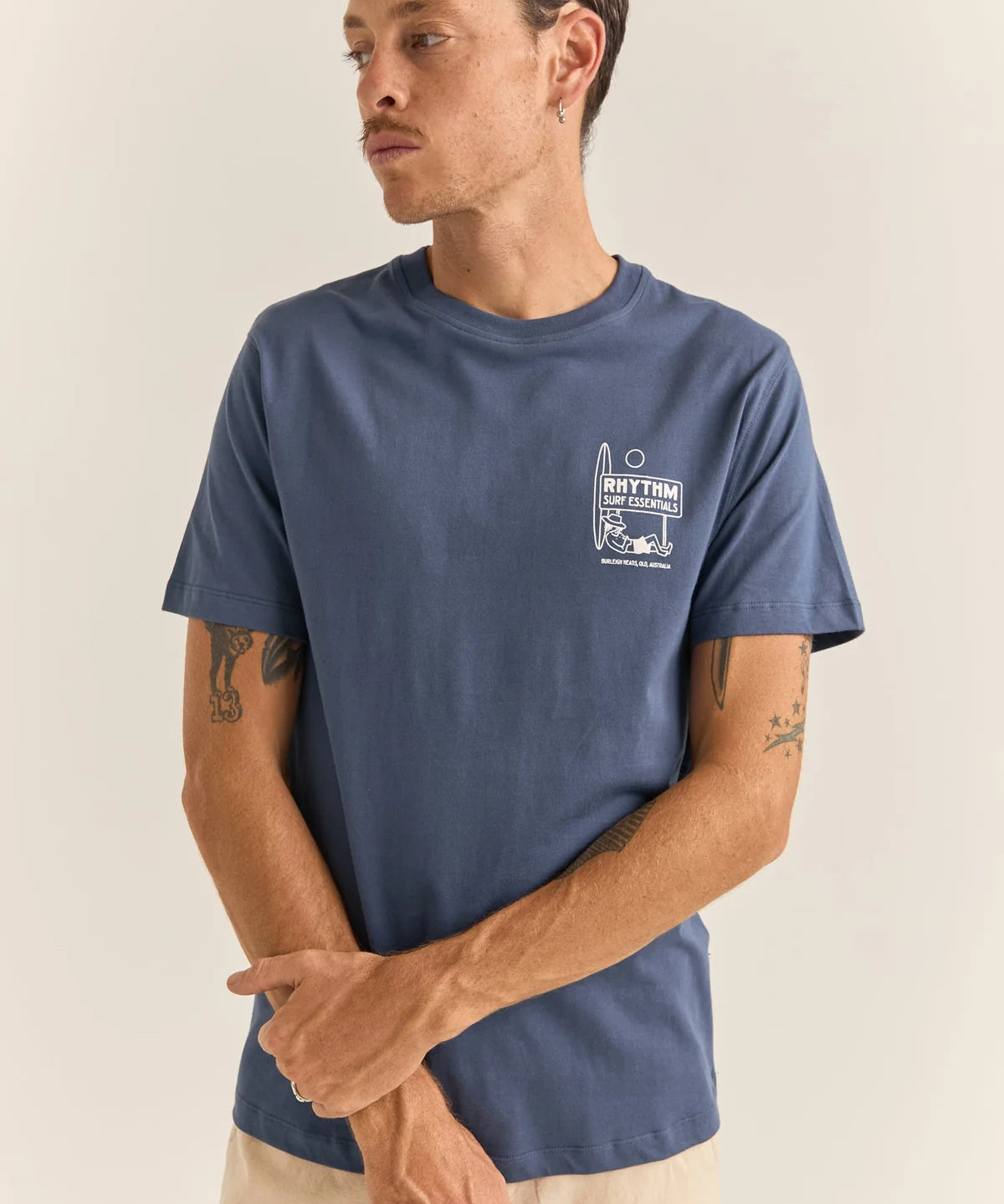 rhythm-siesta-t-shirt-navy1.webp
