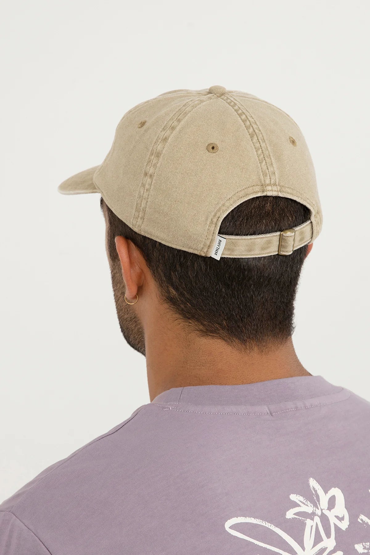 RHYTHM SPORTS CAP – PIGMENT-WASHED CURVED PEAK STRAP-BACK CAP WITH LOGO PATCH