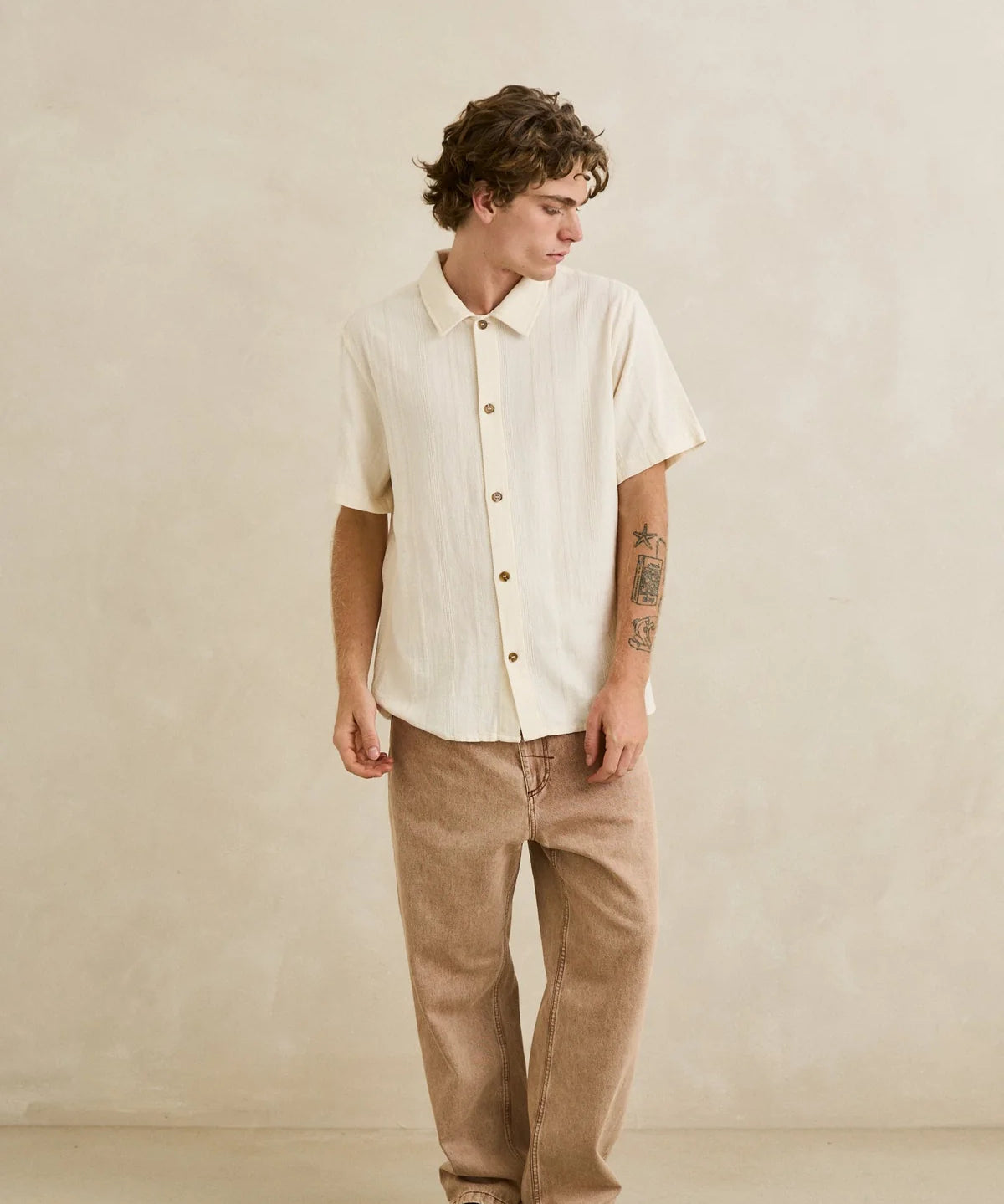 rhythm-sundown-ss-shirt-neutral-stripe.webp