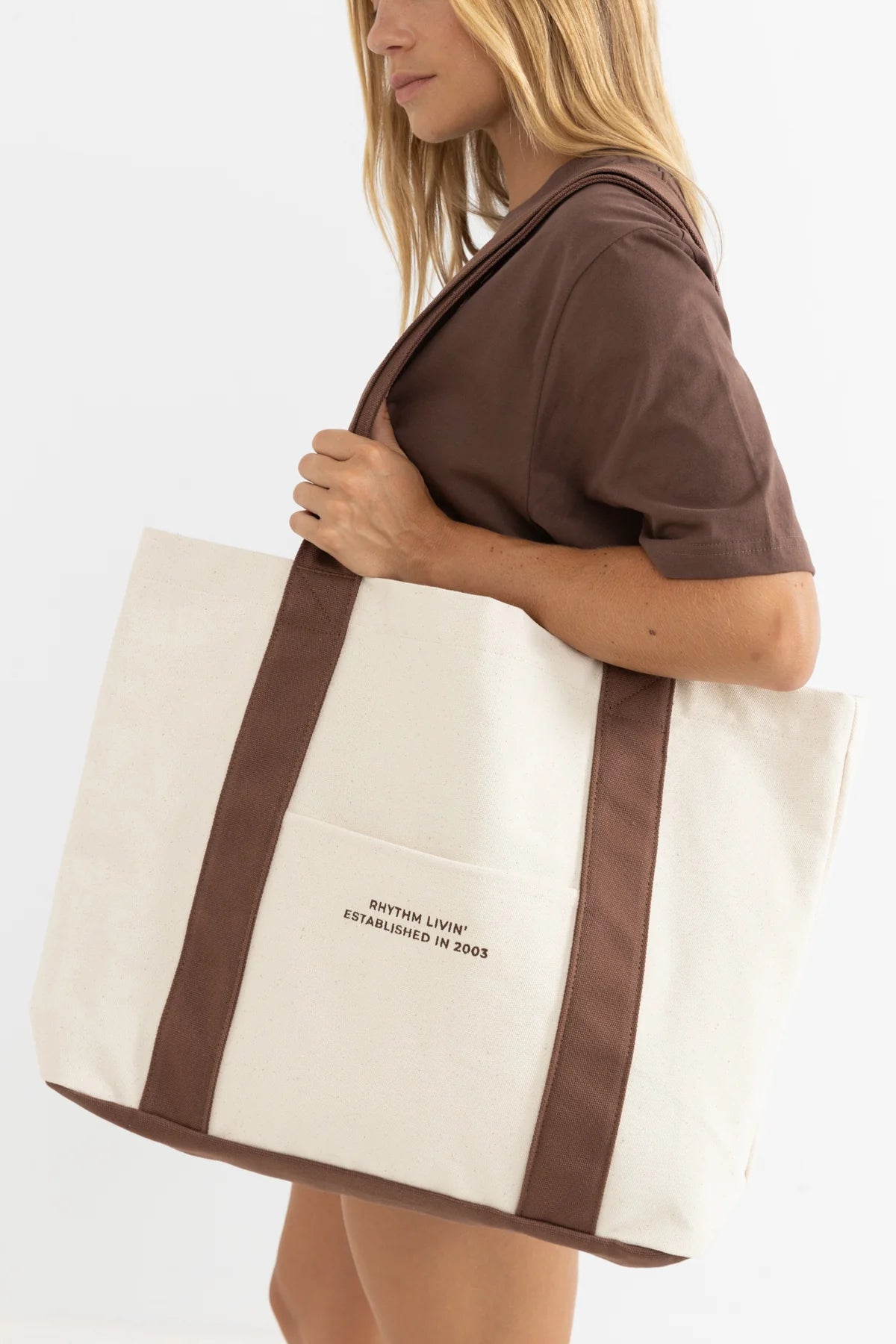 RHYTHM TAMI TOTE BAG – LARGE COTTON CANVAS TOTE WITH CONTRAST BASE