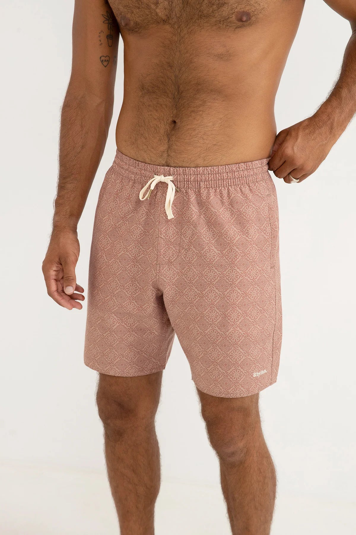 RHYTHM TILE BEACH SHORT – 17" STANDARD FIT LIGHTWEIGHT ELASTIC SHORT – BAKED CLAY