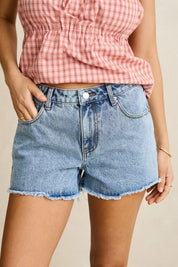 RHYTHM WANDERER DENIM SHORT WOMENS LOW RISE BOYFRIEND SHORT BLUE FRAYED HEM
