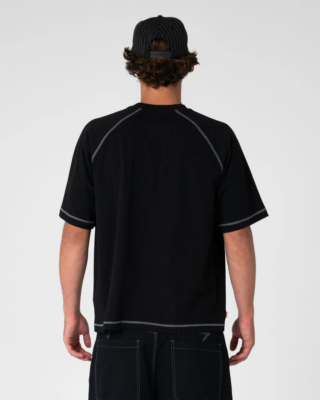 RUSTY RIDDLE ME THIS GRAPHIC TEE MENS