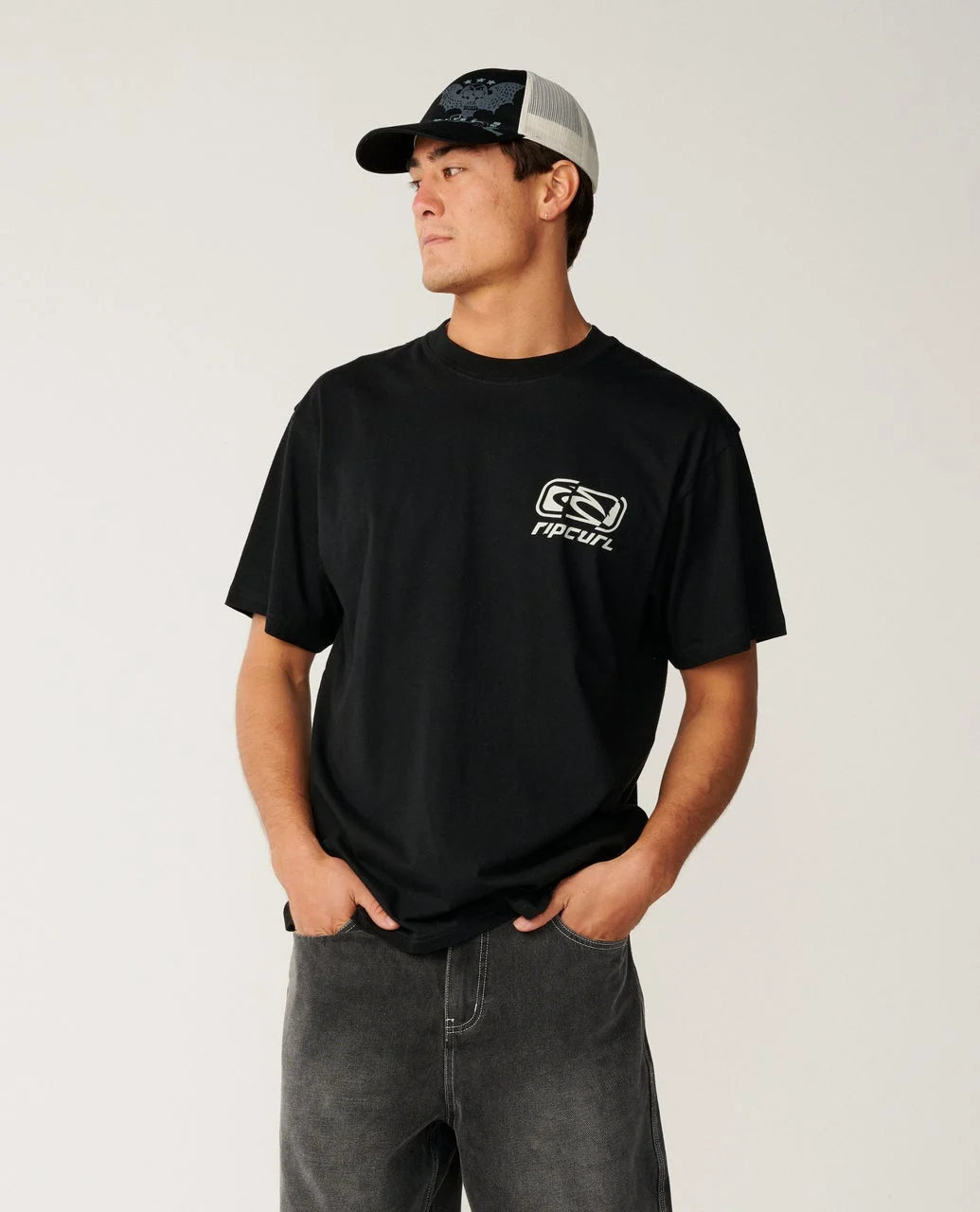 RIP CURL ARCHIVE RIPPED LOOSE TEE - BLACK