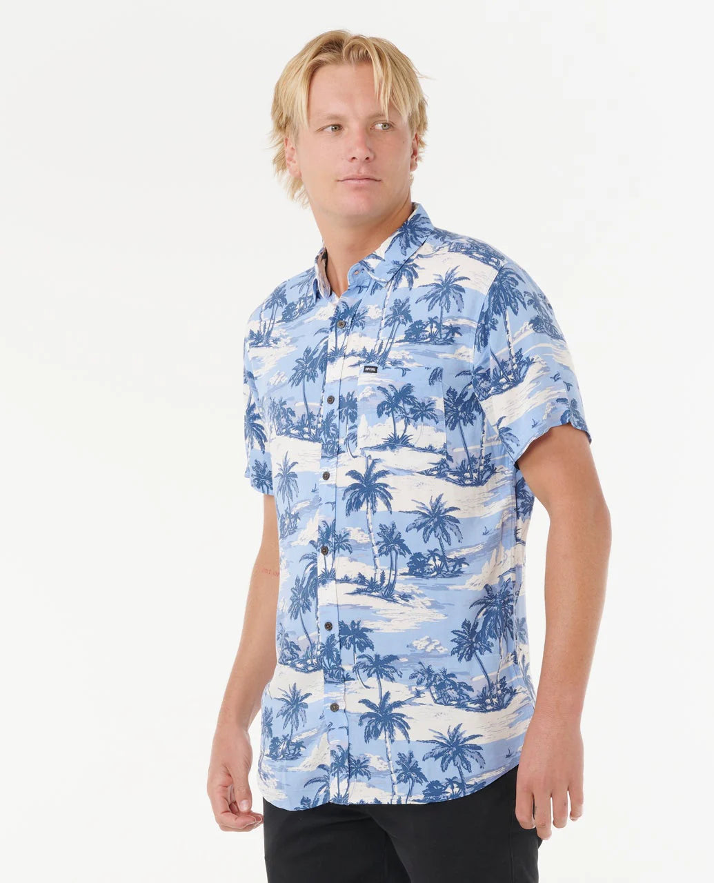 RIP CURL DREAMER BARREL KILLA SHORT SLEEVE SHIRT – MENS SUMMER BUTTON-UP SKY BLUE