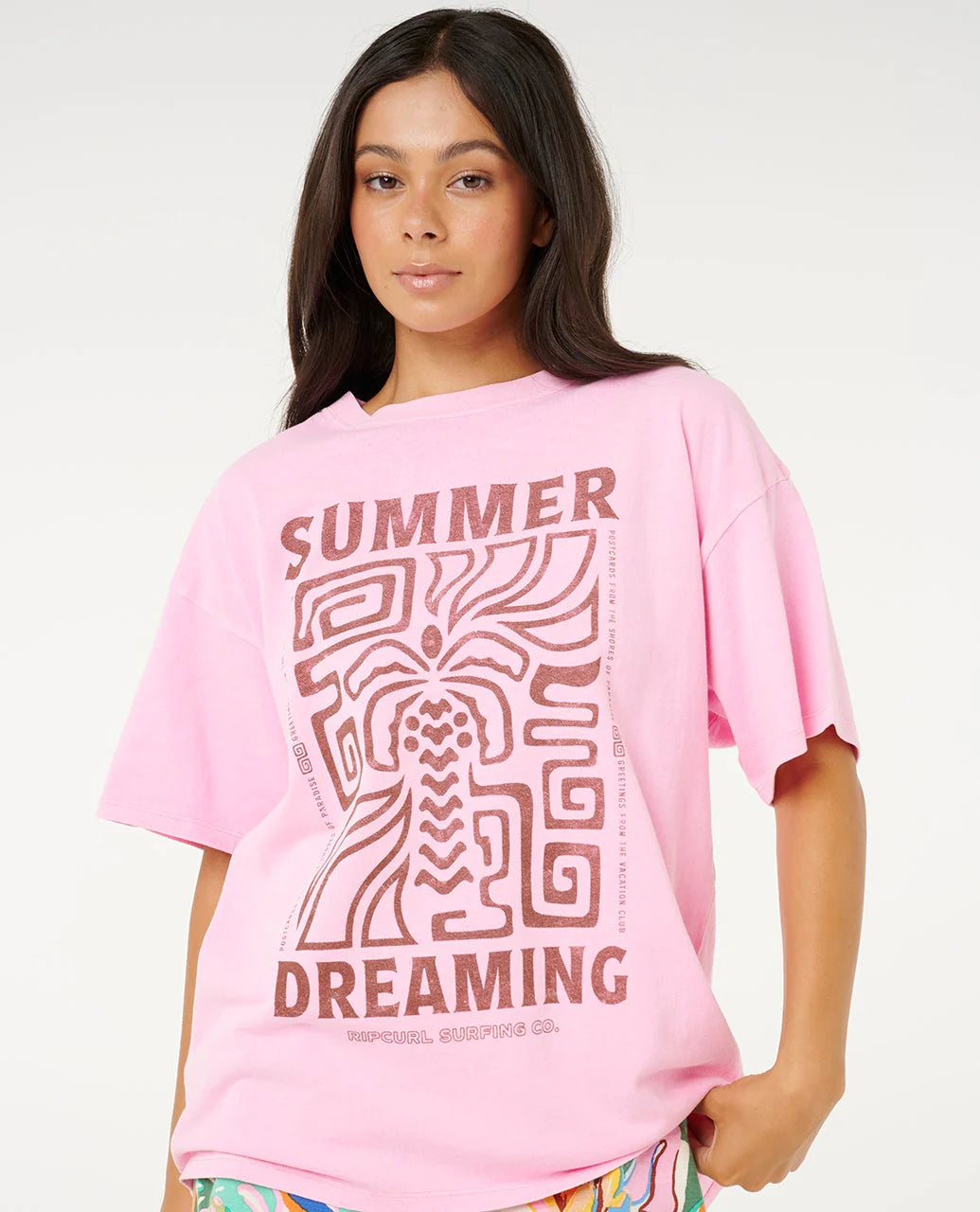 RIP CURL DREAMING HERITAGE TEE – RELAXED EVERYDAY WOMENS SURF T-SHIRT IN PASTEL PINK
