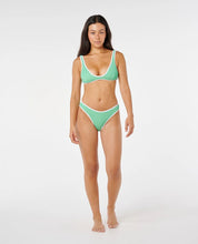 RIP CURL LUXE SURF BRALETTE – WOMENS SUPPORTIVE SWIM TOP IN IRISH GREEN