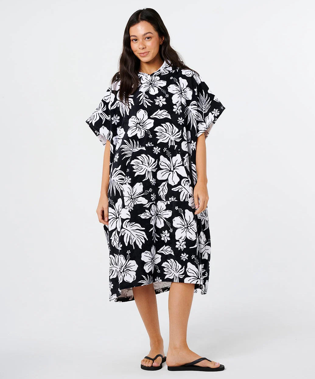 rip-curl-mixed-hooded-towel-black-white-surf-poncho-bodhi-surf.webp