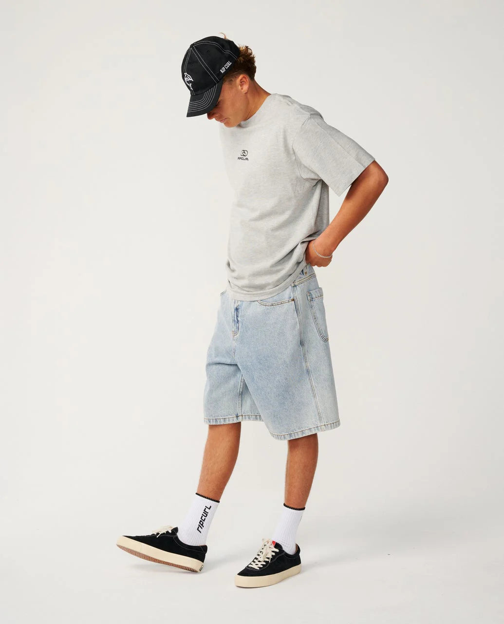 RIP CURL PILL ICON LOOSE TEE – GREY MARLE