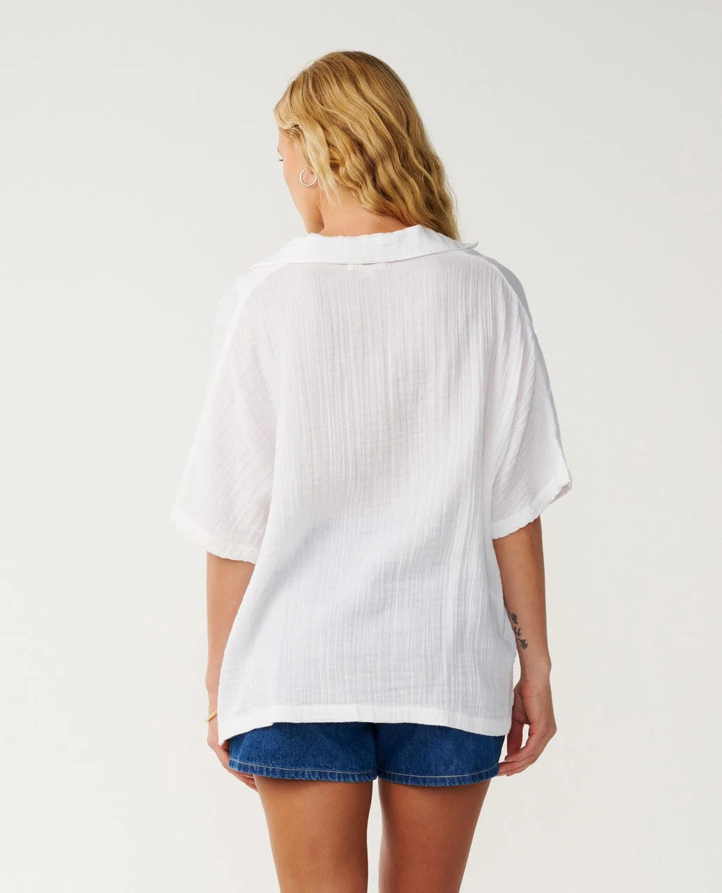 RIP CURL PREMIUM SURF SHORT SLEEVE SHIRT - WHITE