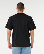 RIP CURL SCRIPT PANEL TEE – MENS CLASSIC SURF LOGO T-SHIRT IN BLACK