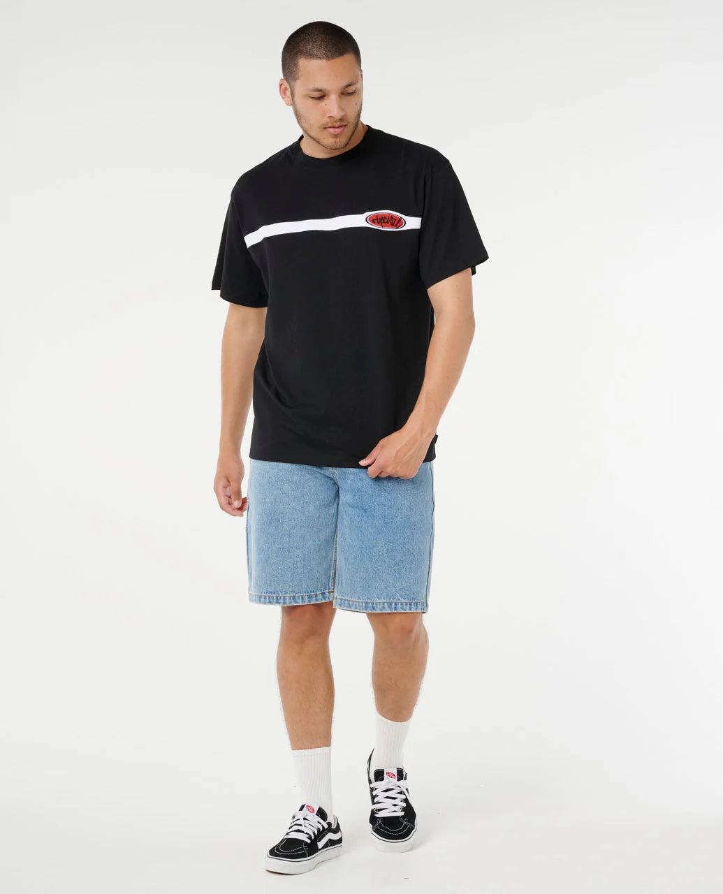RIP CURL SCRIPT PANEL TEE – MENS CLASSIC SURF LOGO T-SHIRT IN BLACK