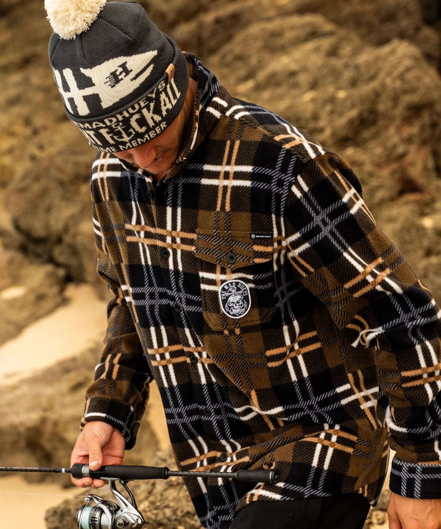 rope-skull-anchor-shacket-walnut.webp